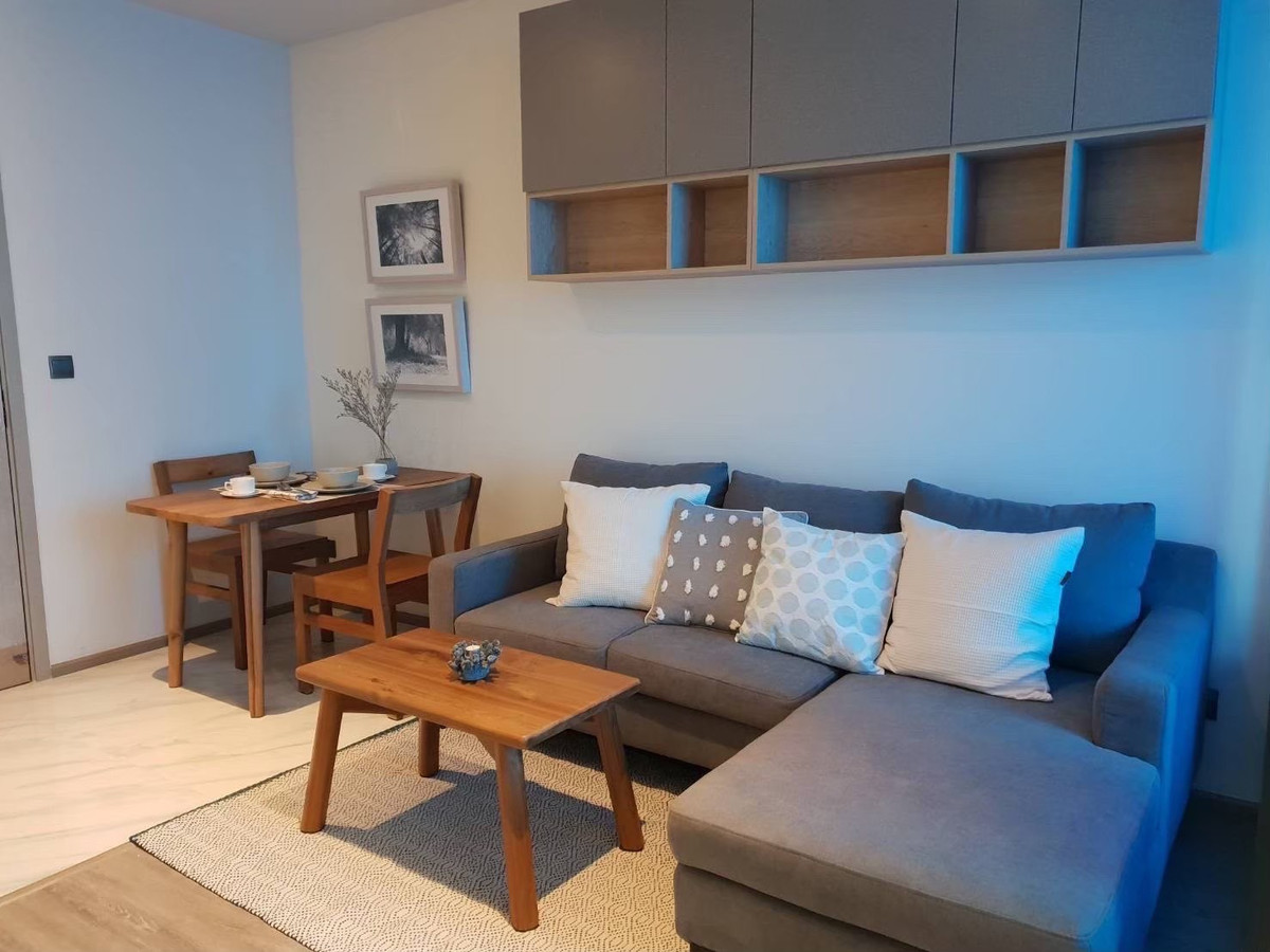 For RentCondoSukhumvit, Asoke, Thonglor : (For rent) 🟢Condo RHYTHM Ekkamai I 1-BR, fully furnished + electrical appliances ㅡ Near 🚆BTS Ekkamai