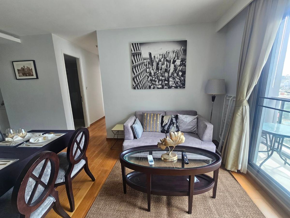 For RentCondoSukhumvit, Asoke, Thonglor : New renovated room, very beautiful, beautiful city view, 2 bedrooms, 2 bathrooms, AH Condo, Sukhumvit 43