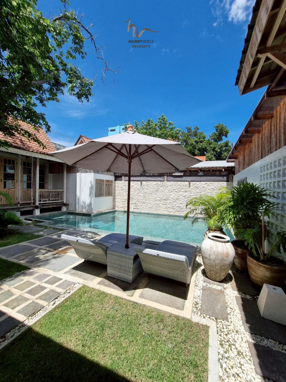 For RentHuahin, Prachuap Khiri Khan, Pran Buri : For Rent: Charming Coastal Pool Villa-Just 20 Meters from Khao Takiab Beach (Property ID: HV-R 99)