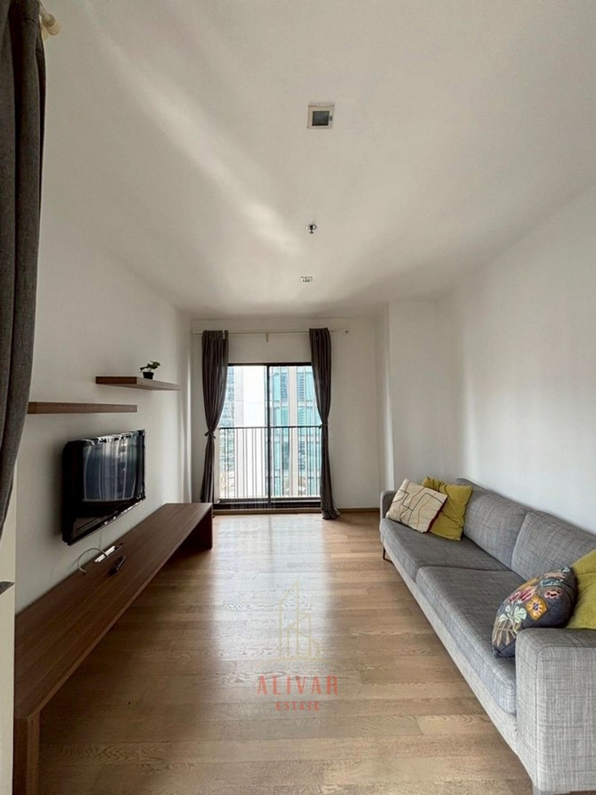 For RentCondoSukhumvit, Asoke, Thonglor : RC070325 Condo for rent 2 bedrooms Noble Refine Sukhumvit 26 near BTS Phrom Phong