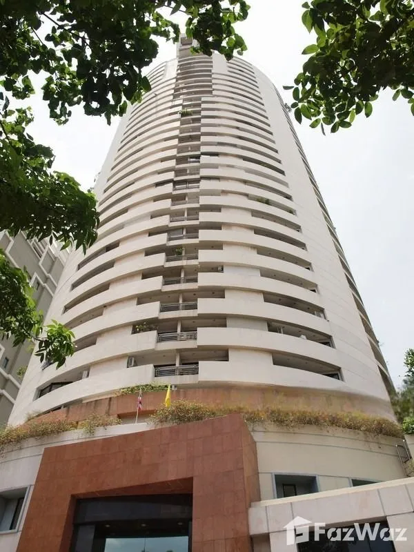 For RentCondoSukhumvit, Asoke, Thonglor : Luxury Living in Sukhumvit 24 – 4BR Mahogany Tower Condo U5629636