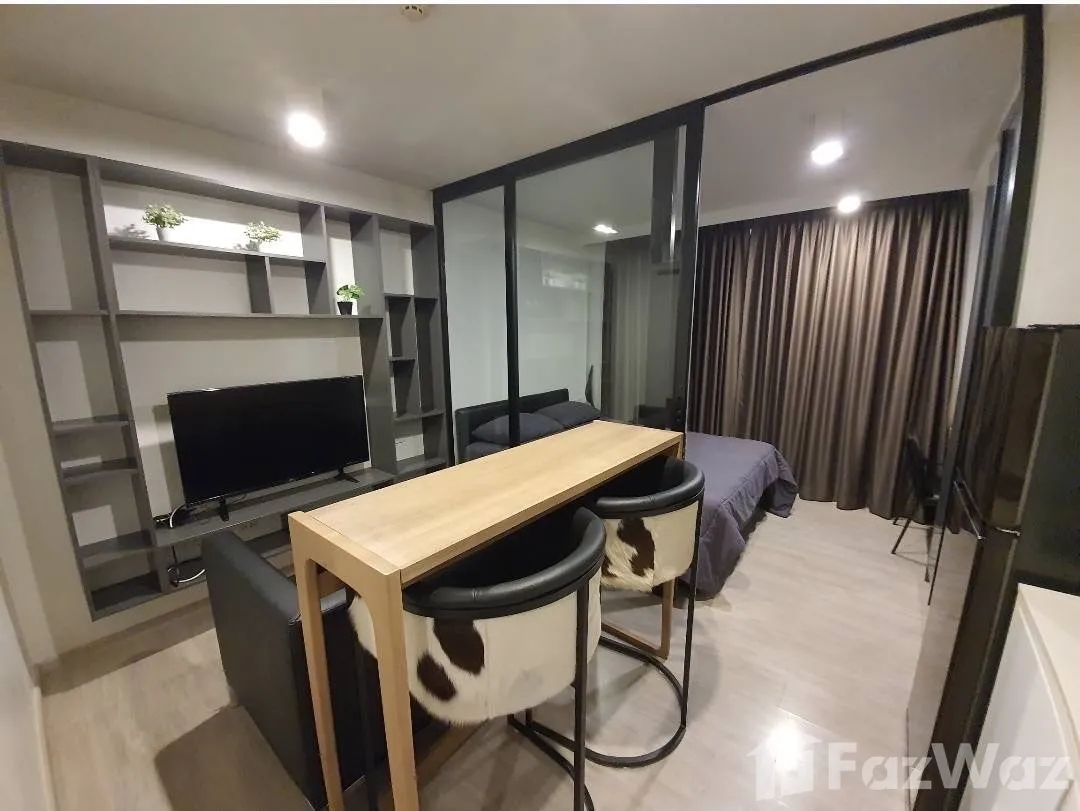 For RentCondoWitthayu, Chidlom, Langsuan, Ploenchit : For Rent at Condo Pet friendly > Maestro 02 Ruamrudee < 22K U1966880