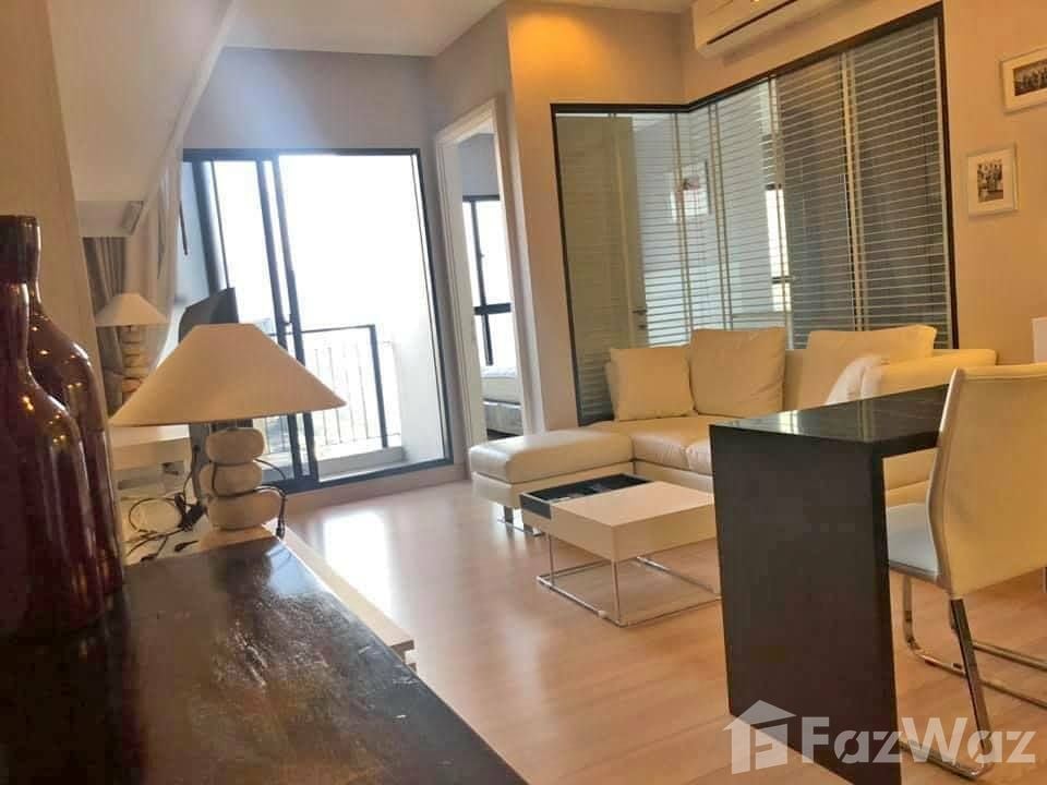 For RentCondoWongwianyai, Charoennakor : 1 Bedroom Condo for rent at Urbano Absolute Sathon-Taksin U671202