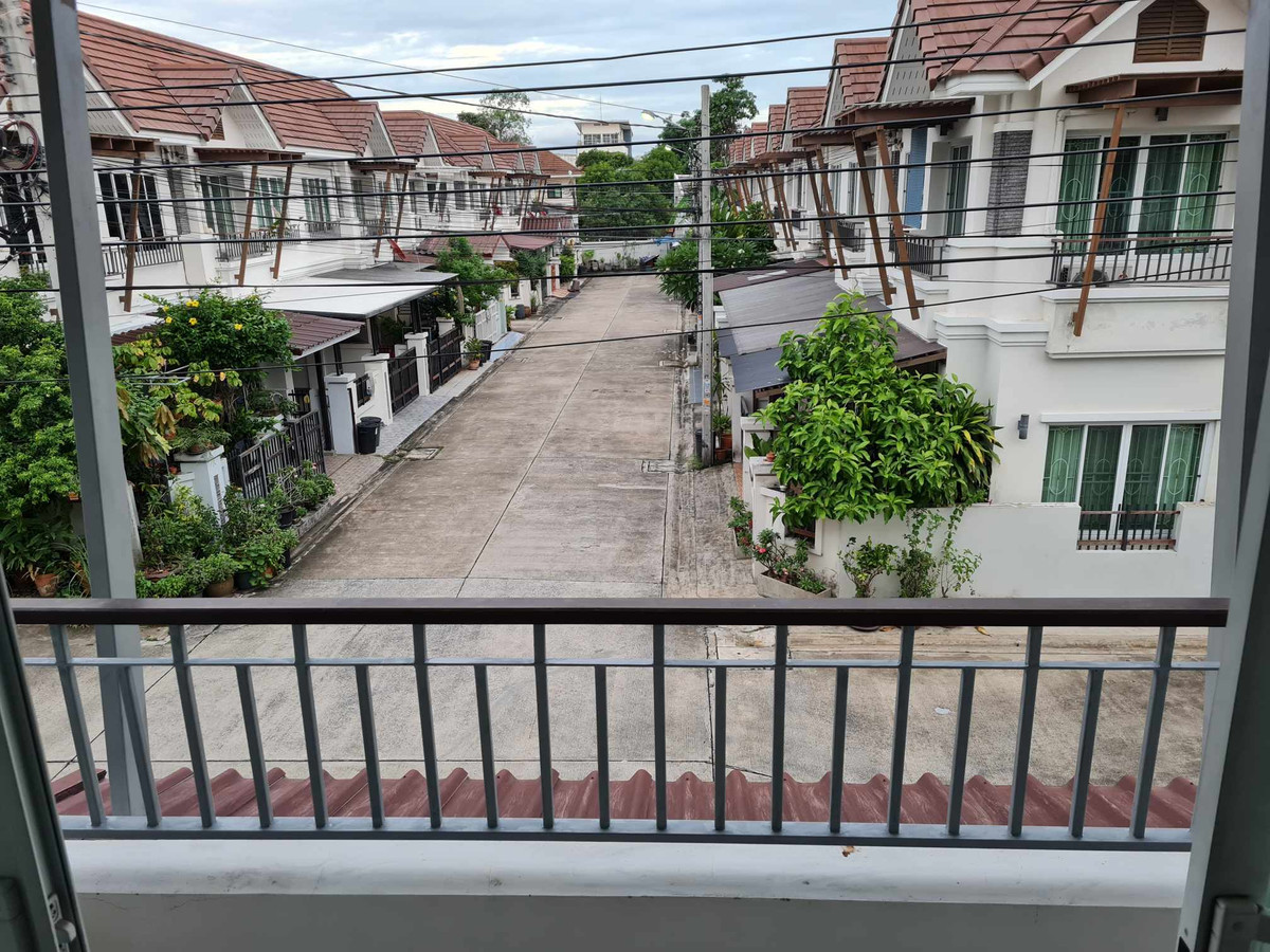 ให้เช่าบ้านบางซื่อ วงศ์สว่าง เตาปูน : บ้านเดี๋ยว 2ชั้น ซอยกรุงเทพ-นนท์3 จดบริษัทได้ 3ห้องนอน 3ห้องน้ำ  บ้านโล่งโปร่ง 