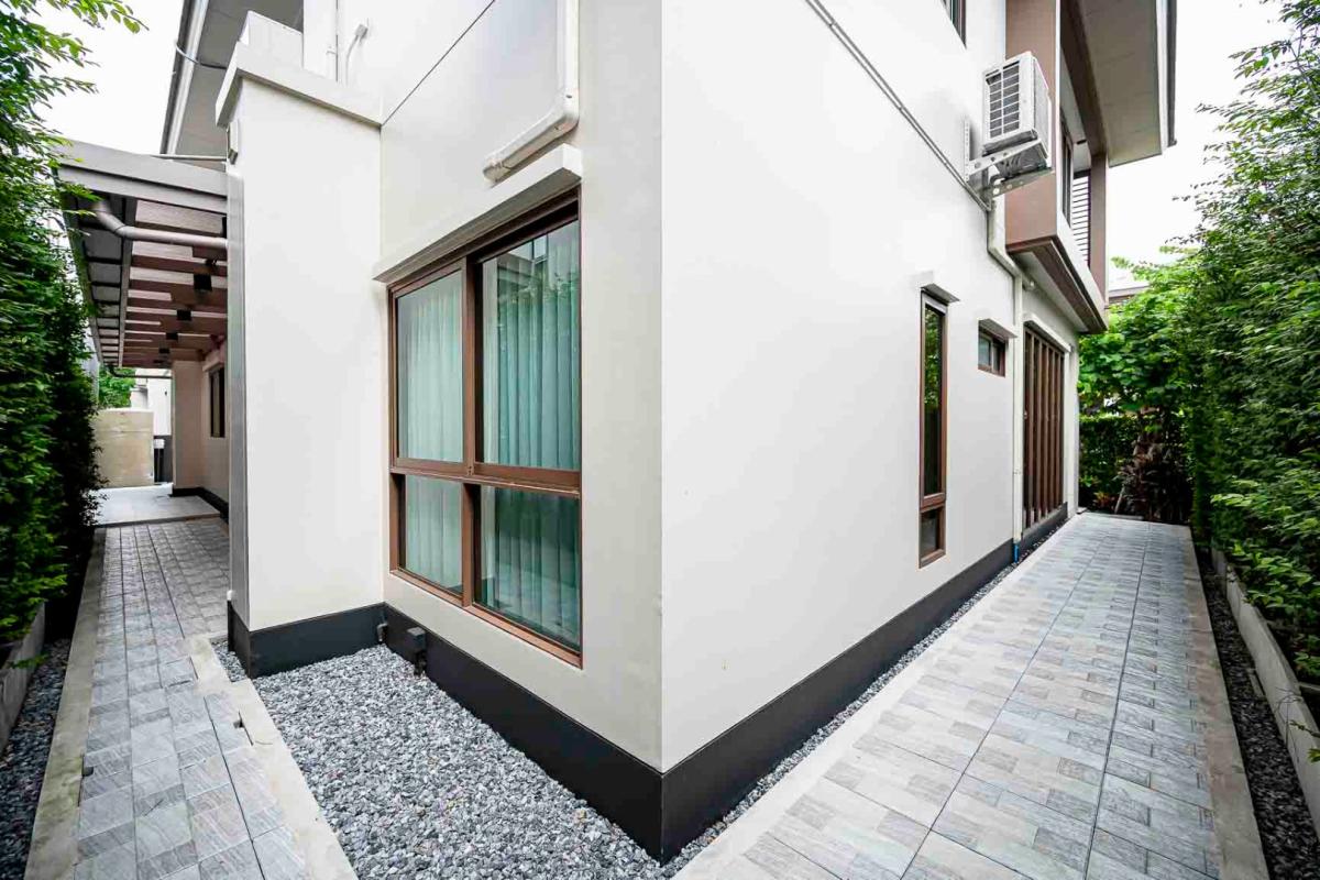 ขายบ้านพัฒนาการ ศรีนครินทร์ : 🔥ขายด่วน + 🔥บุราสิริ กรุงเทพกรีฑา บ้านเดี่ยวบรรยากาศรีสอร์ท พร้อมเทคโนโลยี และฟังก์ชันบ้านเพื่อชีวิตคนยุคใหม่ บนทำเลกรุงเทพกรีฑา ใกล้พระราม 9