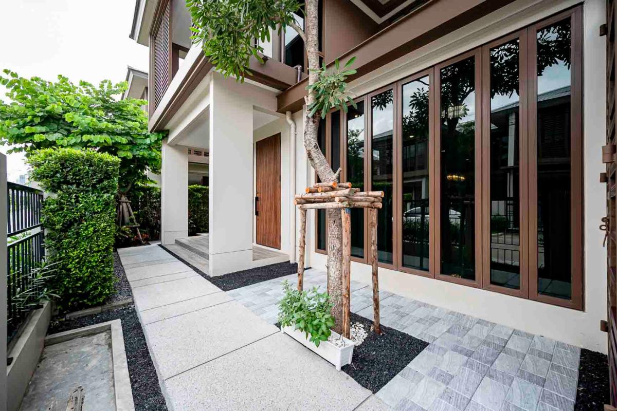 ขายบ้านพัฒนาการ ศรีนครินทร์ : 🔥ขายด่วน + 🔥บุราสิริ กรุงเทพกรีฑา บ้านเดี่ยวบรรยากาศรีสอร์ท พร้อมเทคโนโลยี และฟังก์ชันบ้านเพื่อชีวิตคนยุคใหม่ บนทำเลกรุงเทพกรีฑา ใกล้พระราม 9