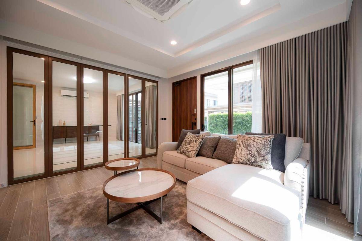 ขายบ้านพัฒนาการ ศรีนครินทร์ : 🔥ขายด่วน + 🔥บุราสิริ กรุงเทพกรีฑา บ้านเดี่ยวบรรยากาศรีสอร์ท พร้อมเทคโนโลยี และฟังก์ชันบ้านเพื่อชีวิตคนยุคใหม่ บนทำเลกรุงเทพกรีฑา ใกล้พระราม 9