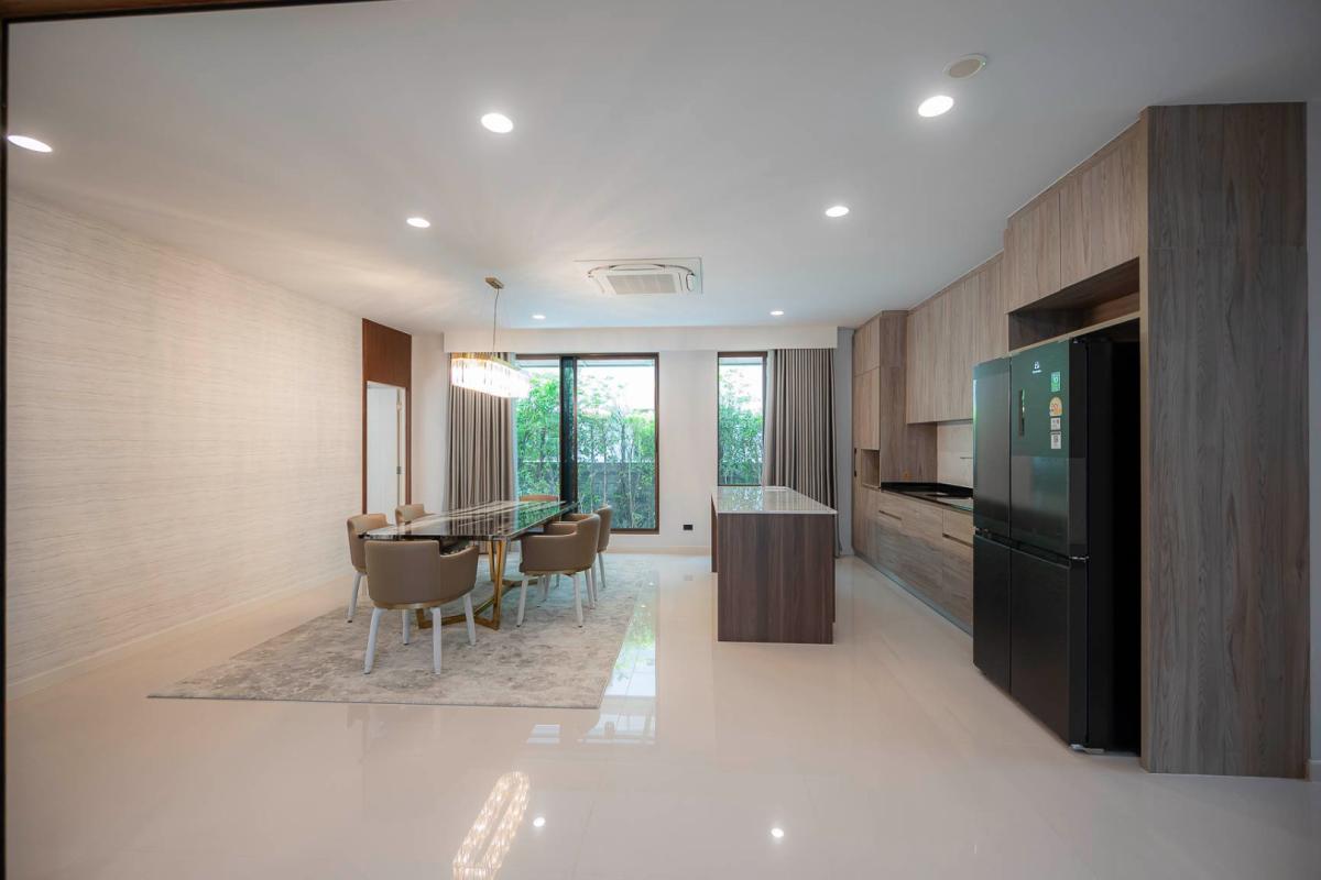 ขายบ้านพัฒนาการ ศรีนครินทร์ : 🔥ขายด่วน + 🔥บุราสิริ กรุงเทพกรีฑา บ้านเดี่ยวบรรยากาศรีสอร์ท พร้อมเทคโนโลยี และฟังก์ชันบ้านเพื่อชีวิตคนยุคใหม่ บนทำเลกรุงเทพกรีฑา ใกล้พระราม 9