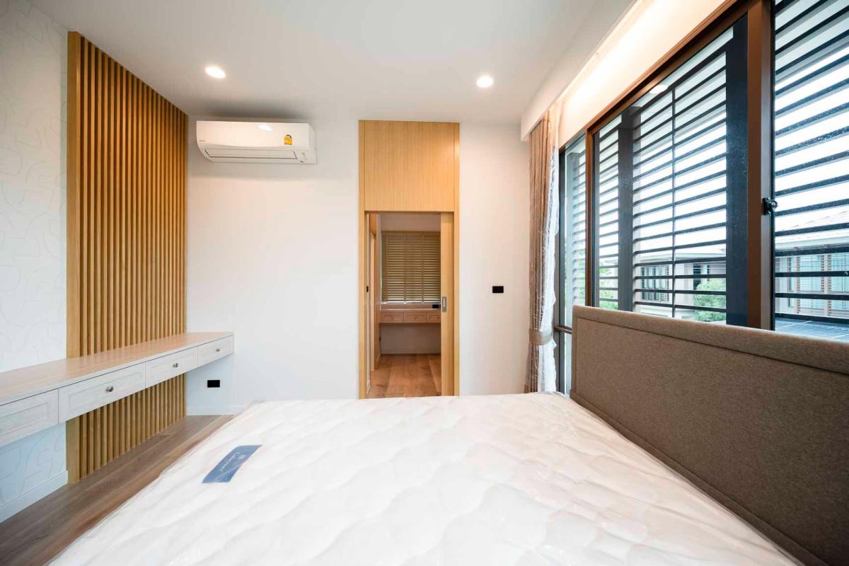 ขายบ้านพัฒนาการ ศรีนครินทร์ : 🔥ขายด่วน + 🔥บุราสิริ กรุงเทพกรีฑา บ้านเดี่ยวบรรยากาศรีสอร์ท พร้อมเทคโนโลยี และฟังก์ชันบ้านเพื่อชีวิตคนยุคใหม่ บนทำเลกรุงเทพกรีฑา ใกล้พระราม 9