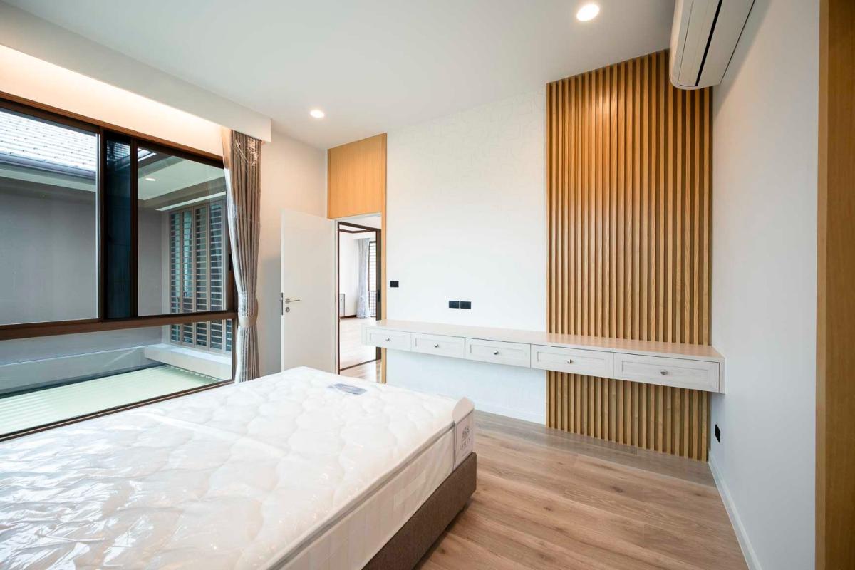 ขายบ้านพัฒนาการ ศรีนครินทร์ : 🔥ขายด่วน + 🔥บุราสิริ กรุงเทพกรีฑา บ้านเดี่ยวบรรยากาศรีสอร์ท พร้อมเทคโนโลยี และฟังก์ชันบ้านเพื่อชีวิตคนยุคใหม่ บนทำเลกรุงเทพกรีฑา ใกล้พระราม 9