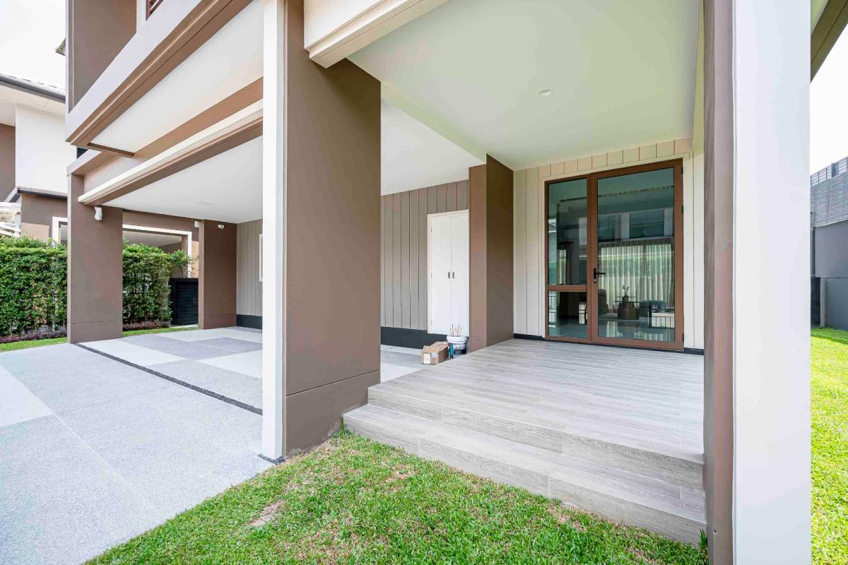 ขายบ้านพัฒนาการ ศรีนครินทร์ : 🔥ขายด่วน + 🔥บุราสิริ กรุงเทพกรีฑา บ้านเดี่ยว 2 ชั้น แบบ 4 ห้องนอน เเละ 4 ห้องน้ำ ใกล้พระราม 9