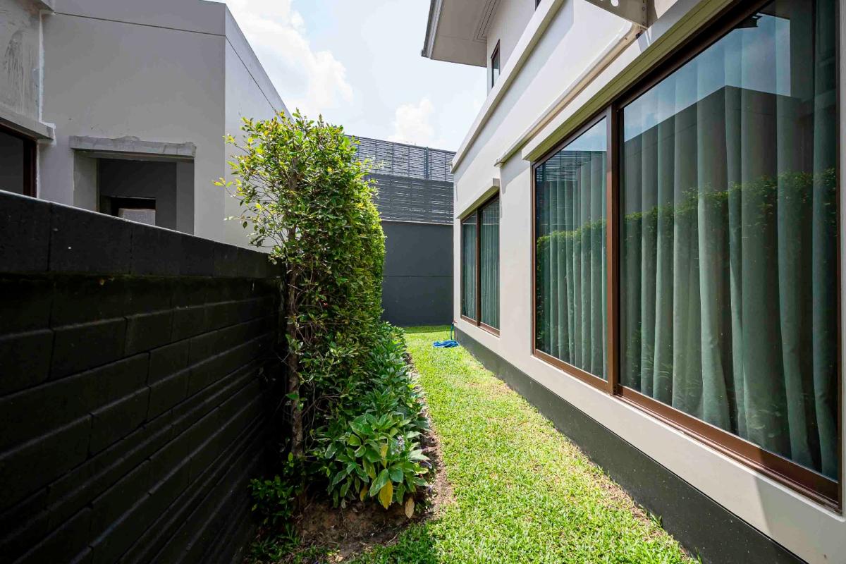 ขายบ้านพัฒนาการ ศรีนครินทร์ : 🔥ขายด่วน + 🔥บุราสิริ กรุงเทพกรีฑา บ้านเดี่ยว 2 ชั้น แบบ 4 ห้องนอน เเละ 4 ห้องน้ำ ใกล้พระราม 9