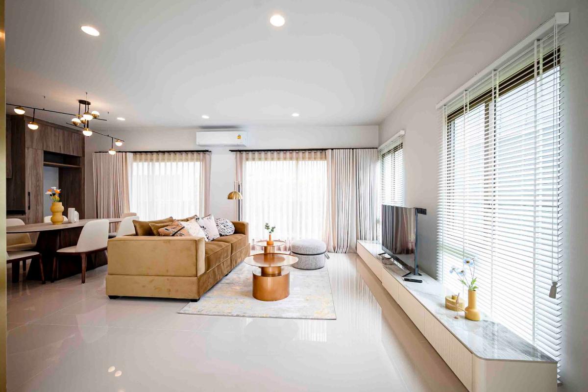 ขายบ้านพัฒนาการ ศรีนครินทร์ : 🔥ขายด่วน + 🔥บุราสิริ กรุงเทพกรีฑา บ้านเดี่ยว 2 ชั้น แบบ 4 ห้องนอน เเละ 4 ห้องน้ำ ใกล้พระราม 9