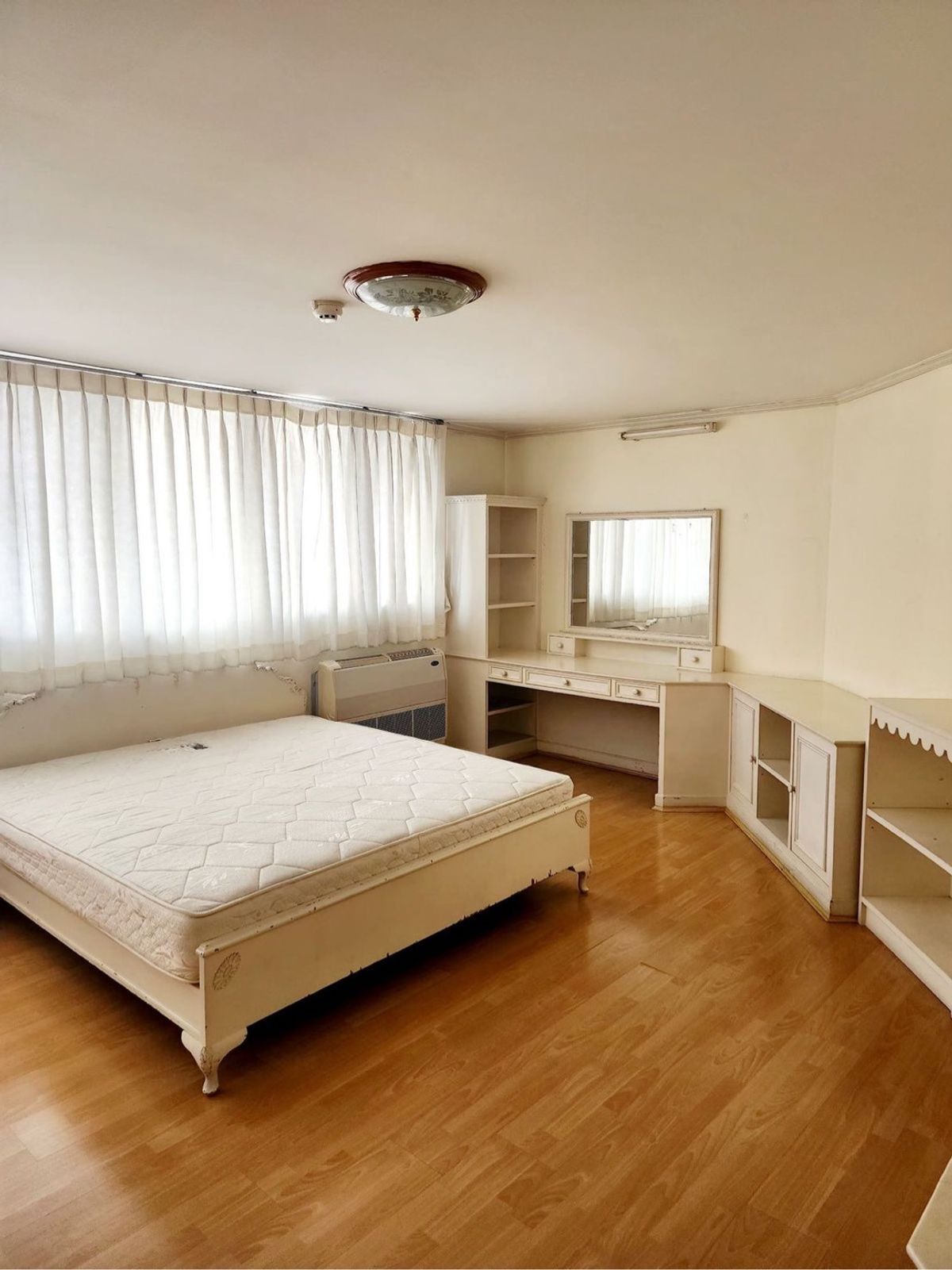 For SaleCondoSukhumvit, Asoke, Thonglor : P0179 Tai Ping Tower Condo Living That Feels Like a House