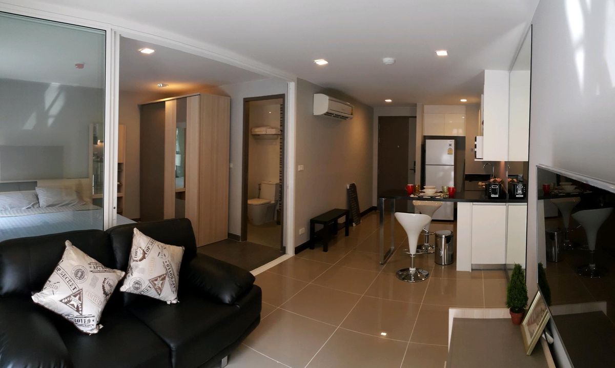 ขายคอนโดสุขุมวิท อโศก ทองหล่อ : คอนโด Mirage Sukhumvit 27 Asok
ขายพร้อมเฟอร์นิเจอร์
1 ห้องนอน 1 ห้องน้ำ 1 ห้องนั่งเล่น