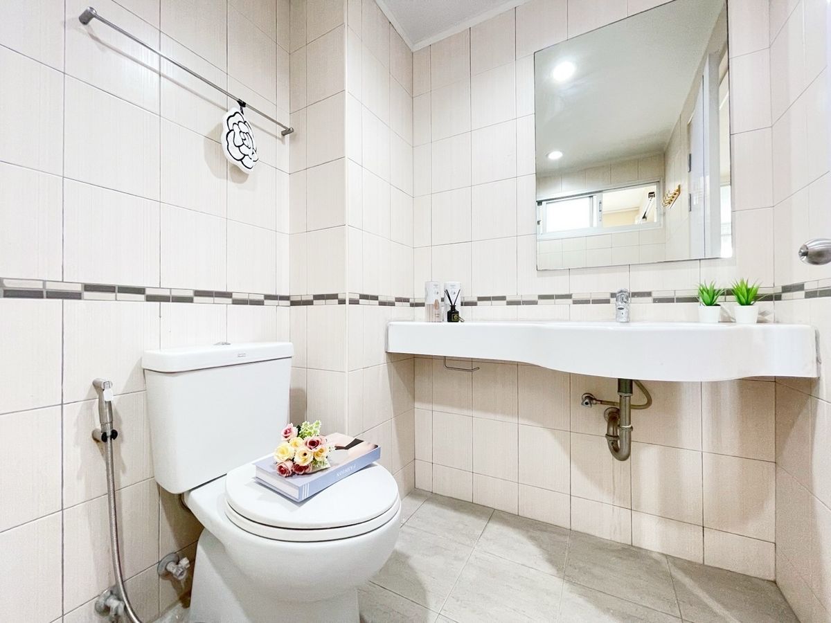 For SaleCondoBang kae, Phetkasem : Reduce strength! Condo attached to the MRT price. 2 million.