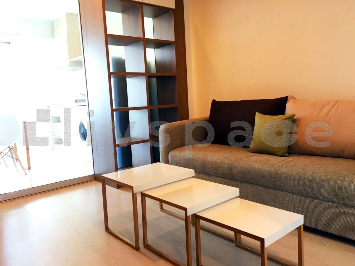 ให้เช่าคอนโดสาทร นราธิวาส : [L250721025] สำหรับเช่า Rhythm Sathorn - Narathiwas | 1 ห้องนอน | ขนาด 35 ตร.ม. | ราคาพิเศษ | พร้อมเข้าอยู่