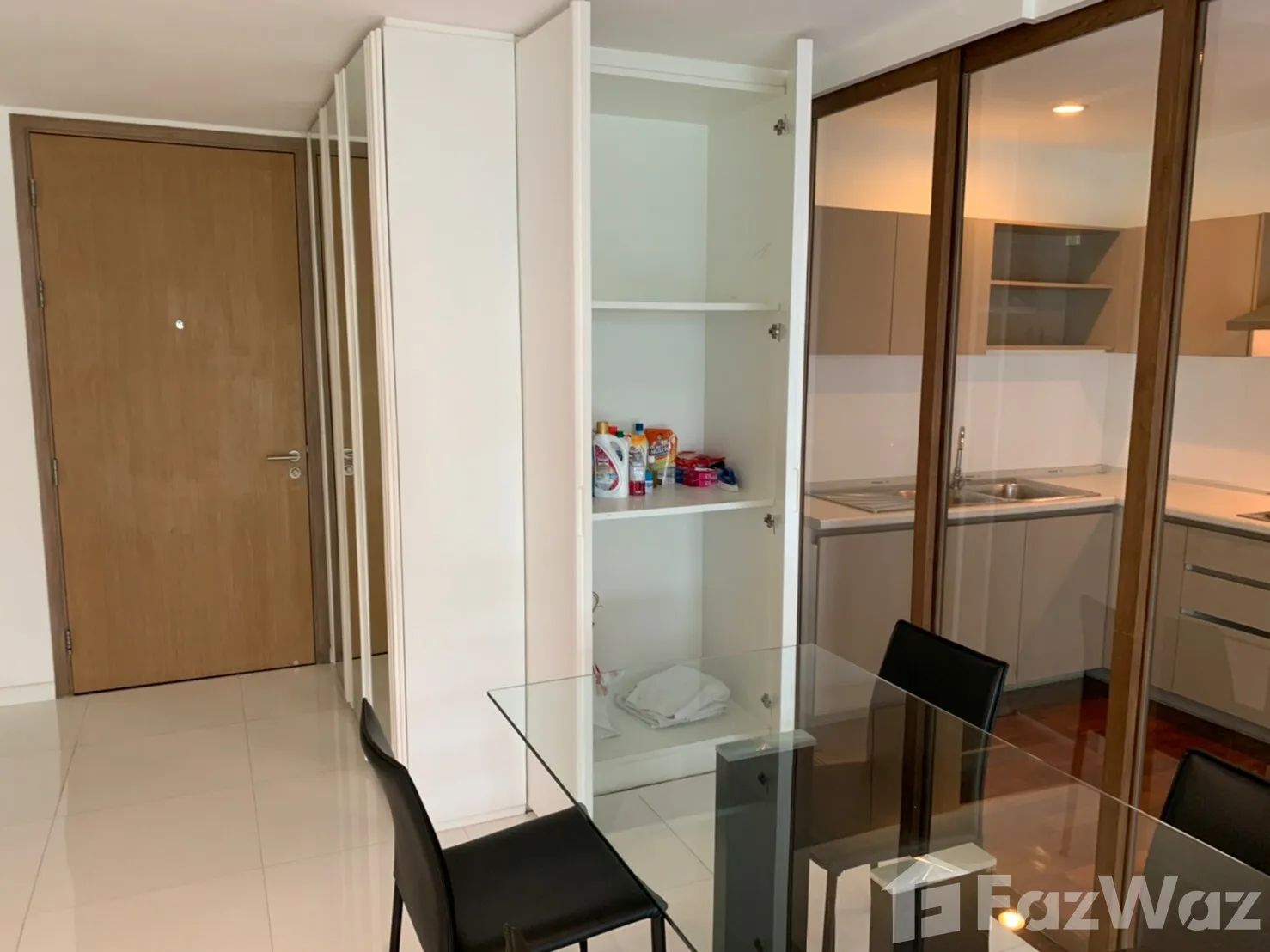ให้เช่าคอนโดนานา : คอนโดให้เช่า 3 ห้องนอน ในโครงการ สิริ ออน 8 U1098324