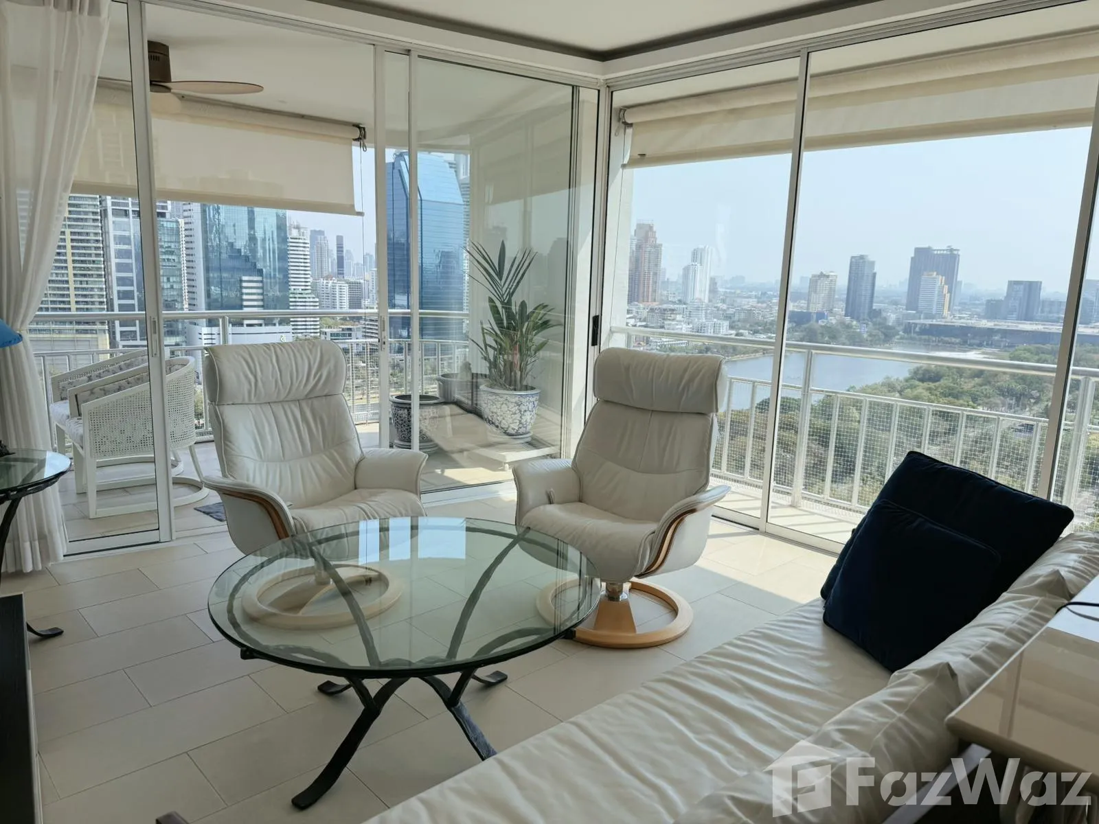 For RentCondoSukhumvit, Asoke, Thonglor : Lake Views Corner West 2 Bedrooms for rent U5586107