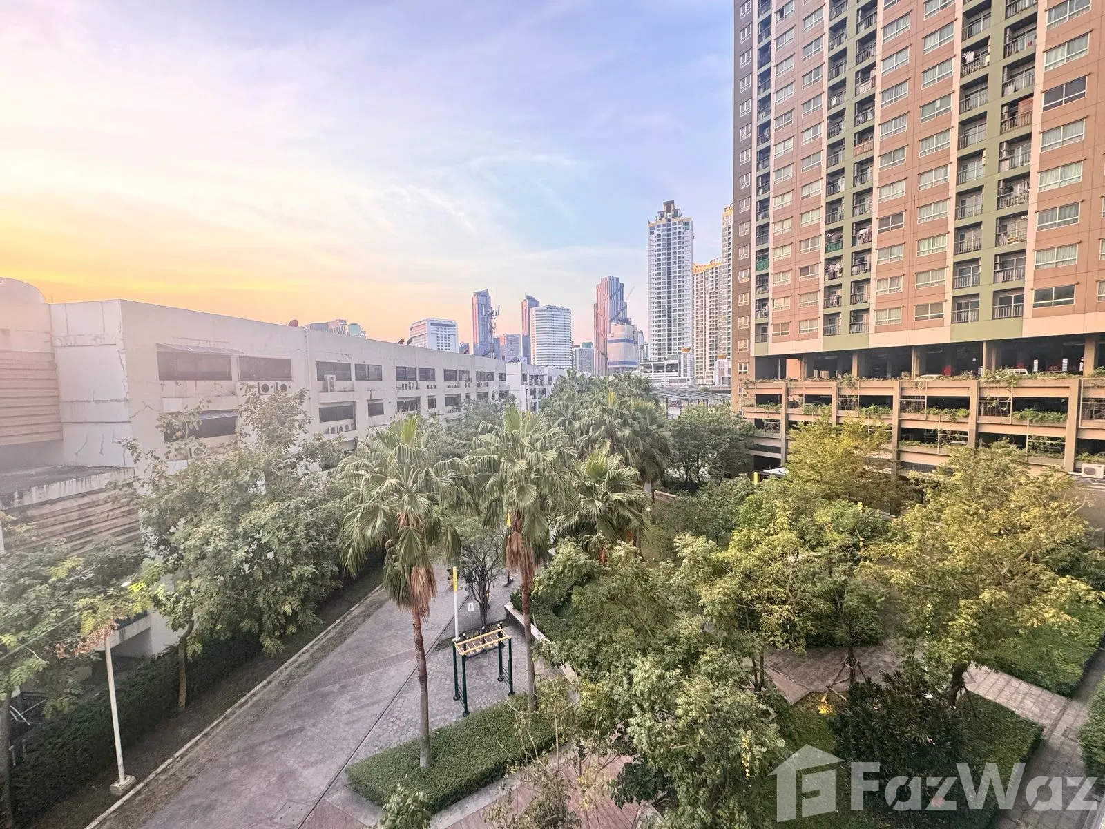 For RentCondoRama9, Petchburi, RCA : FOR SALE/RENT 2BEDROOMS AT THE CORNOR UNIT U2008021