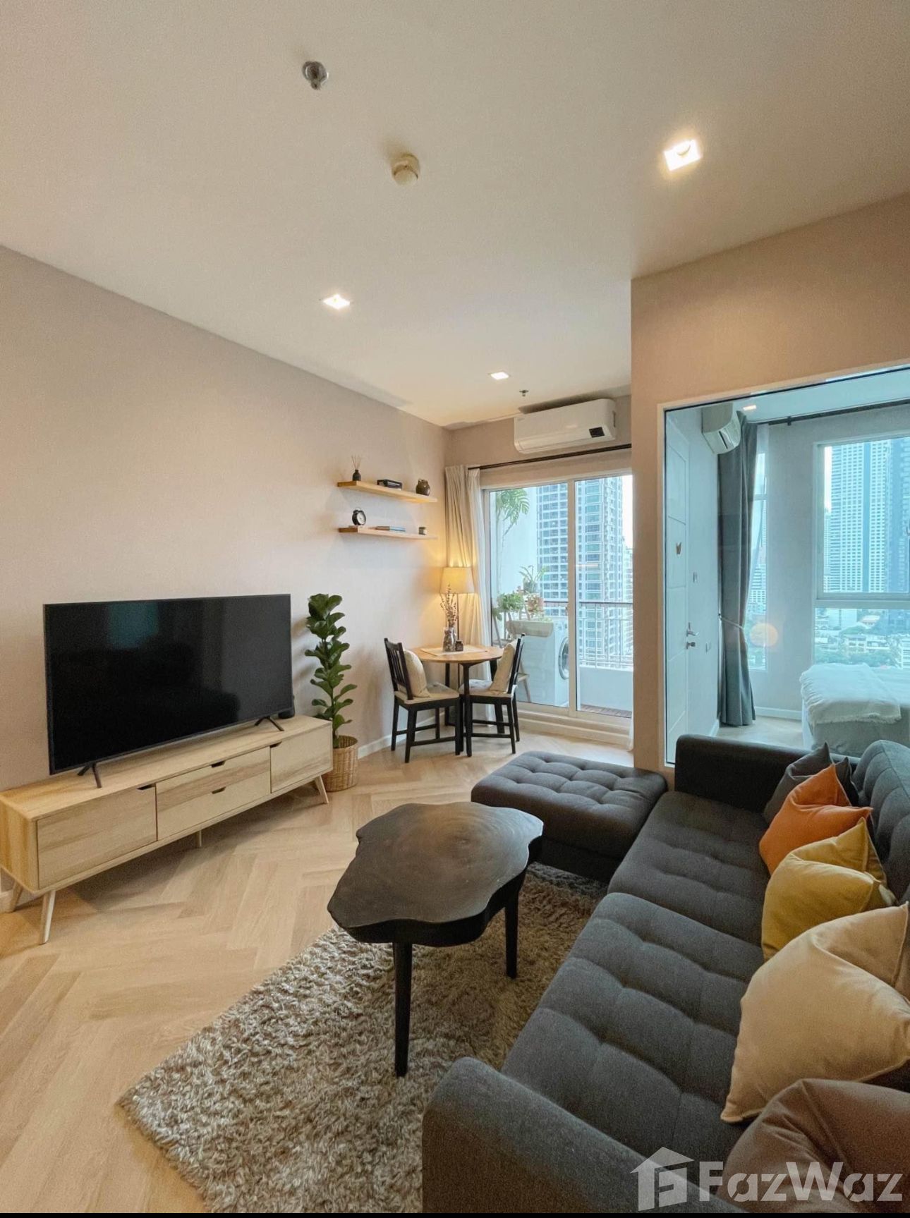 ให้เช่าคอนโดสาทร นราธิวาส : คอนโดให้เช่า 1 ห้องนอน ในโครงการ ไอวี่ สาทร 10 U1905584