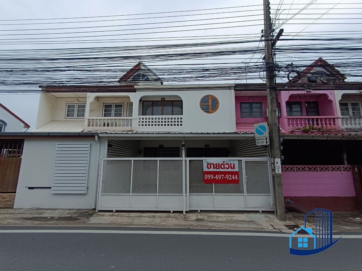 ขายทาวน์โฮมนวมินทร์ รามอินทรา : ทาวน์เฮ้าส์ 2 ชั้น 25 ตร.วา ซ.นวมินทร์ 111
