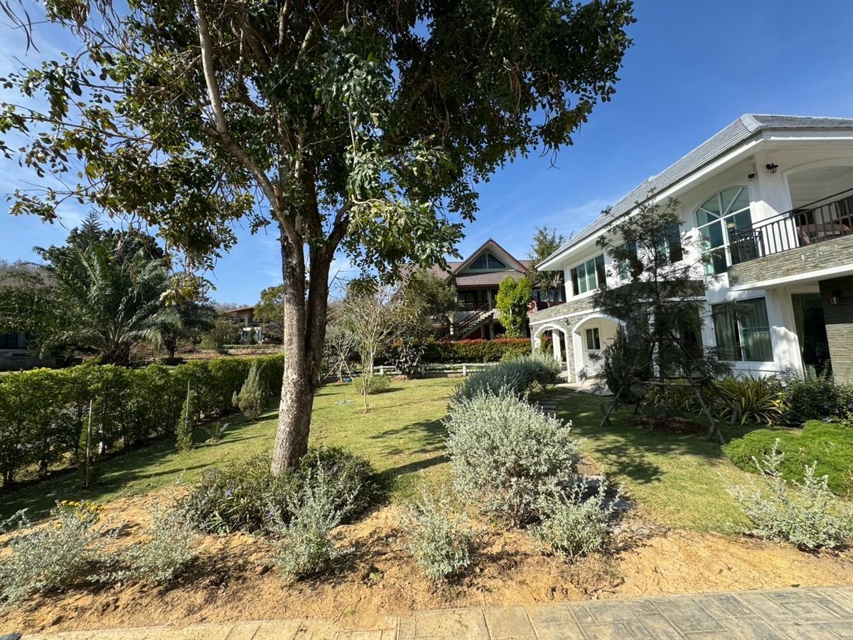 For SaleHousePak Chong KhaoYai : Khao Yai Villa, Phu Phatra, Khao Yai, the 7th Ozone weather in the world