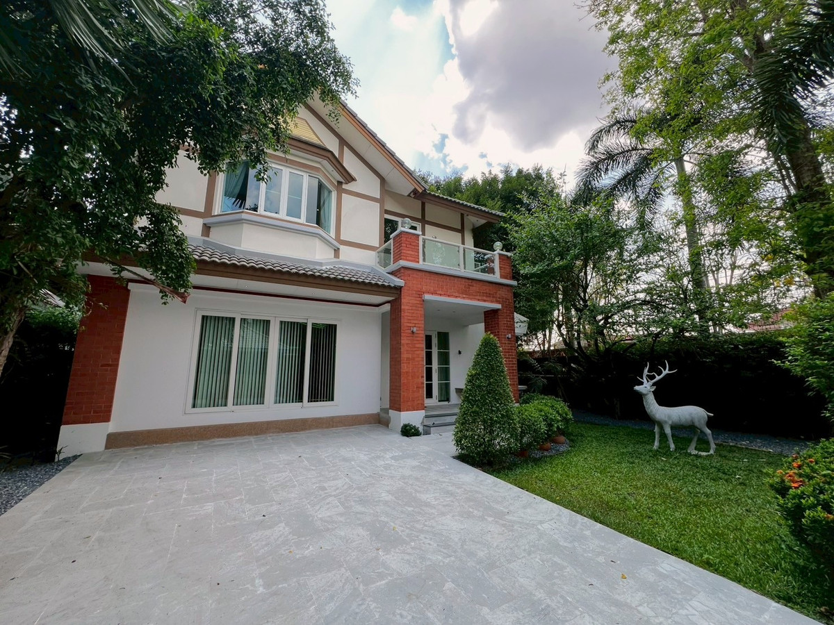 For RentHouseNonthaburi, Bang Yai, Bangbuathong : house 130 sq.wah, opposite Denla British (DBS), 4 bedrooms, 4 bathrooms, maid's room, fully furnished.