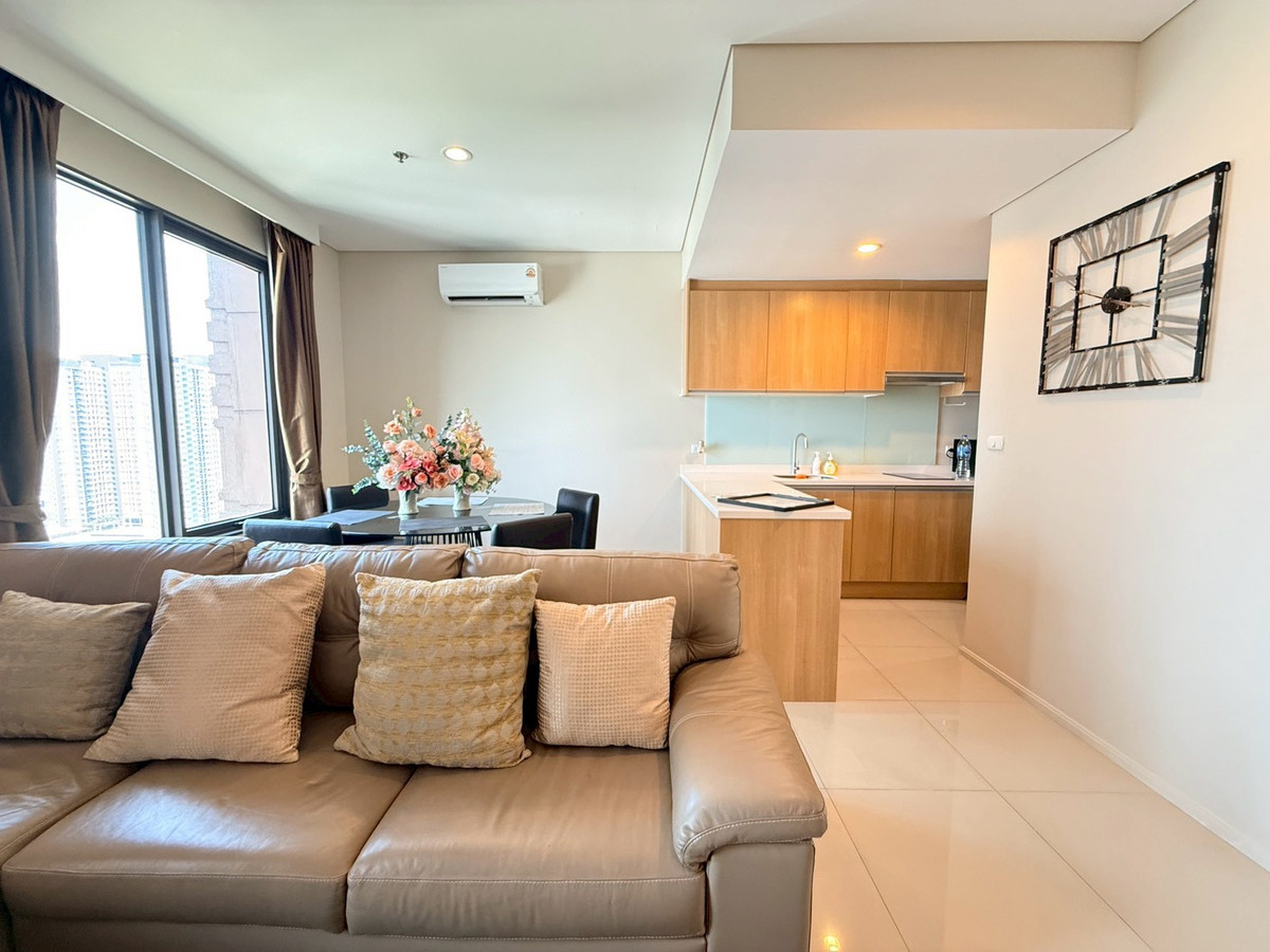 ให้เช่าคอนโดพระราม 9 เพชรบุรีตัดใหม่ RCA : เช่าด่วน! Villa Asoke 1ห้องนอน Duplex แต่งหรู เฟอร์ครบ ทำเล MRT เพชรบุรี