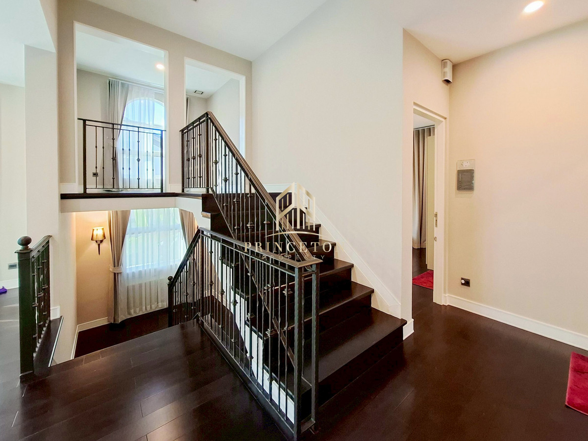 For RentHouseBangna, Bearing, Lasalle :  House for rent Nantawan Bangna Km. 7 near Mega Bangna 