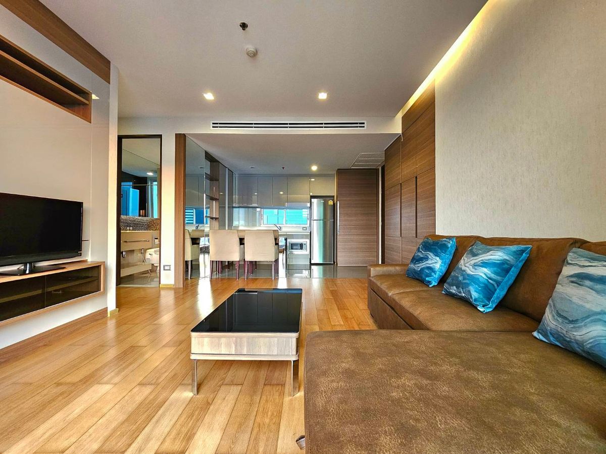 ให้เช่าคอนโดพระราม 9 เพชรบุรีตัดใหม่ RCA : AVAILABLE  NOW   FOR RENT  2 BEDROOM 2 BATHROOM 75 SQ.M    READY TO MOVE IN