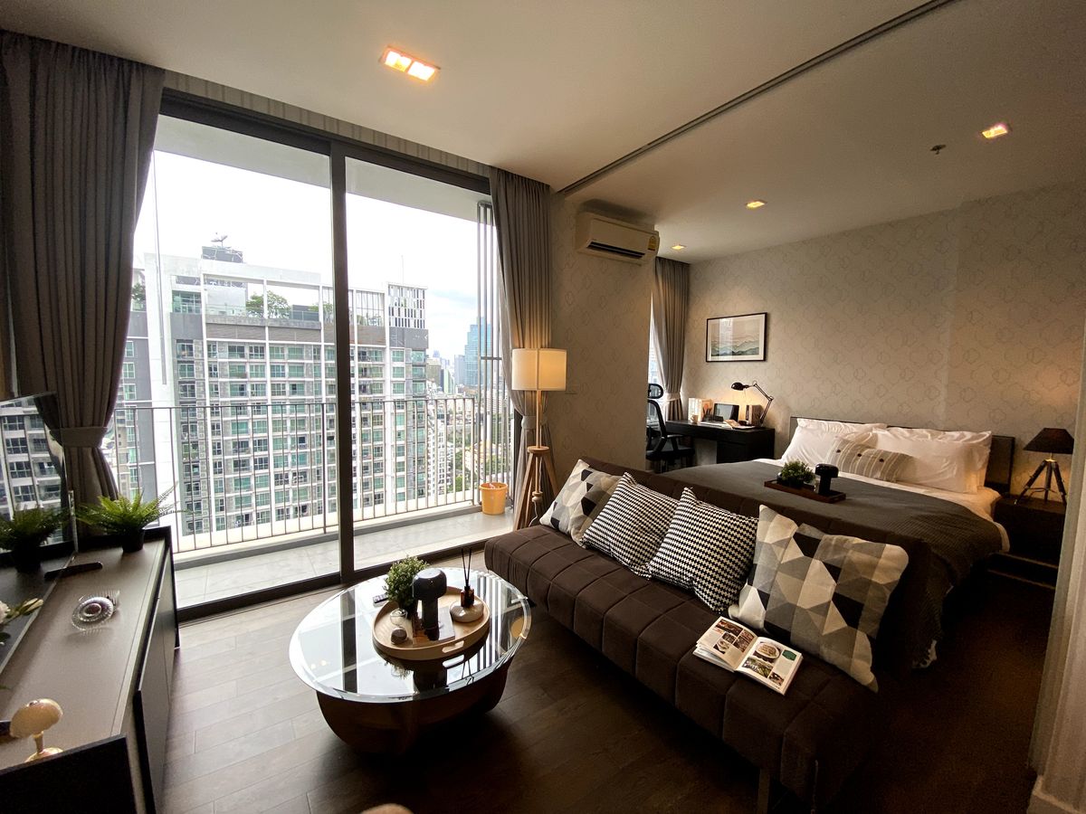 For RentCondoSathorn, Narathiwat : 🏙️ NARA 9 | Short-Term Rental | Full service 🛏️ | Size 41 sq.m. | BTS Chong Nonsi