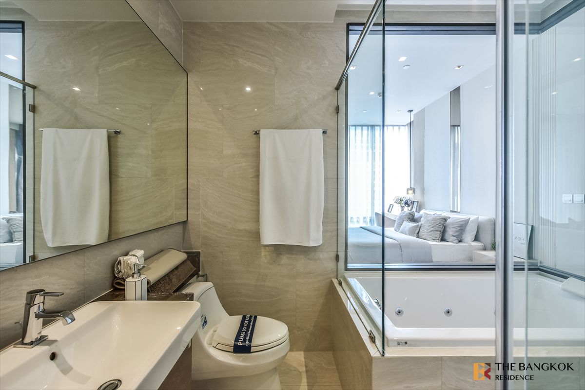 ขายคอนโดสีลม ศาลาแดง บางรัก : 🚨 ห้องเดียวเท่านั้น! เฟอร์ครบ  ราคาพิเศษ! แอชตัน สีลม ใกล้ BTS สถานีช่องนนทรี 