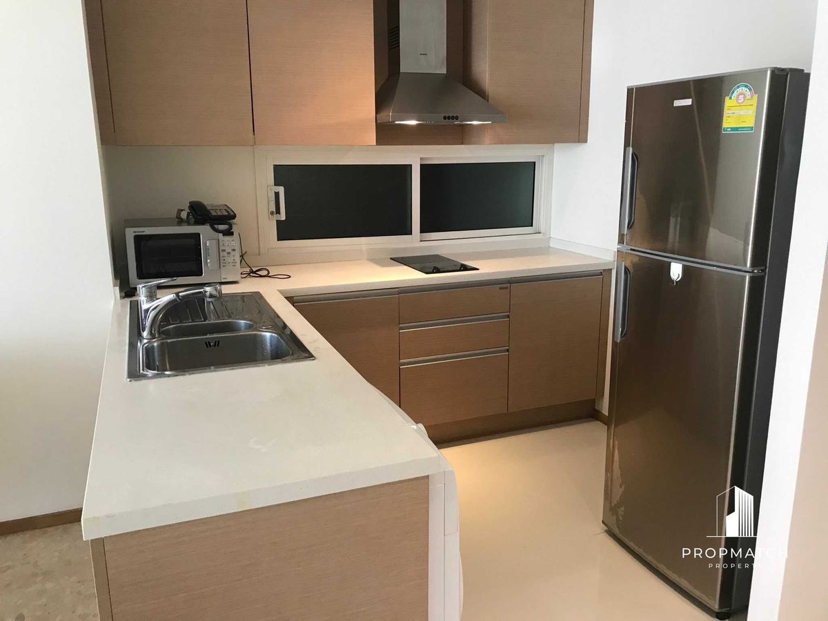 For RentCondoSathorn, Narathiwat : ✨flash deal ✨The Empire Place Sathorn (1Bed 1Bath 65SQM). Completely decorated !! Only 35,000 baht per month Tel.0981315848 @propmatch