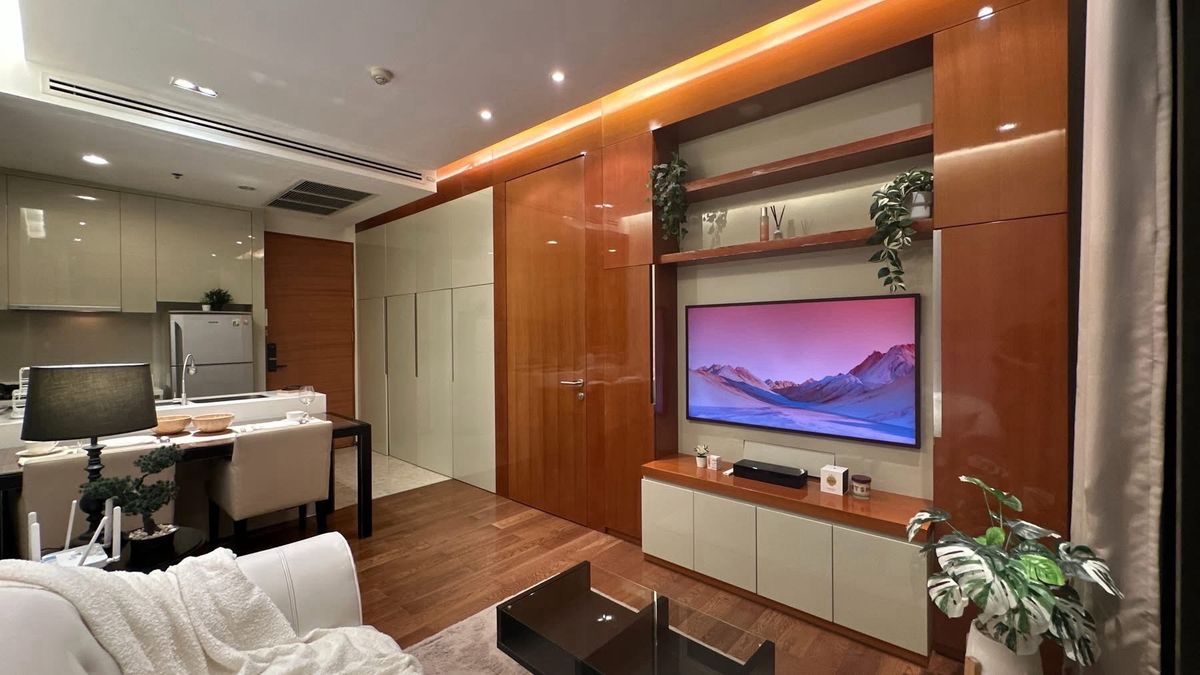 ให้เช่าคอนโดสุขุมวิท อโศก ทองหล่อ : For Rent – The Address Sukhumvit 28 | Newly Renovated | 1BR | Prime Phrom Phong Location