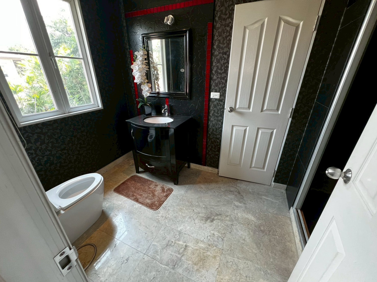 For RentHouseNonthaburi, Bang Yai, Bangbuathong : house 130 sq.wah, opposite Denla British (DBS), 4 bedrooms, 4 bathrooms, maid's room, fully furnished.