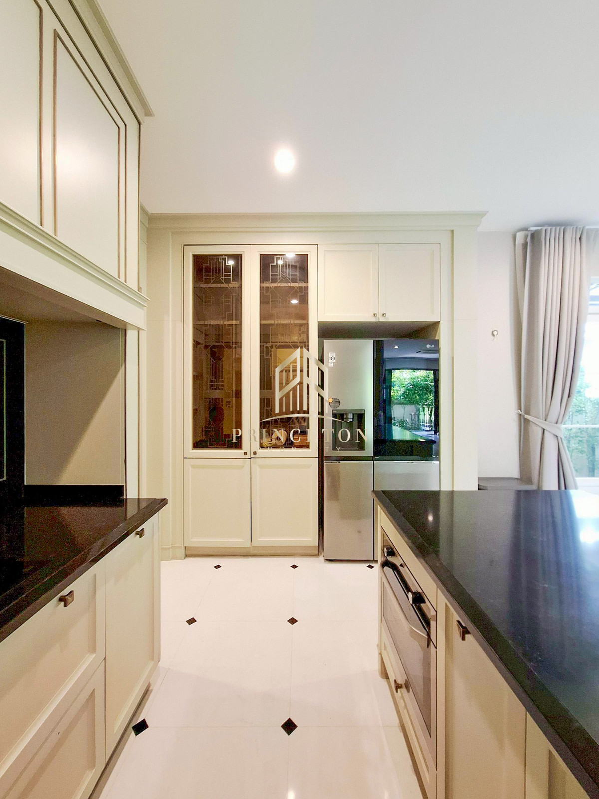 For RentHouseBangna, Bearing, Lasalle :  House for rent Nantawan Bangna Km. 7 near Mega Bangna 