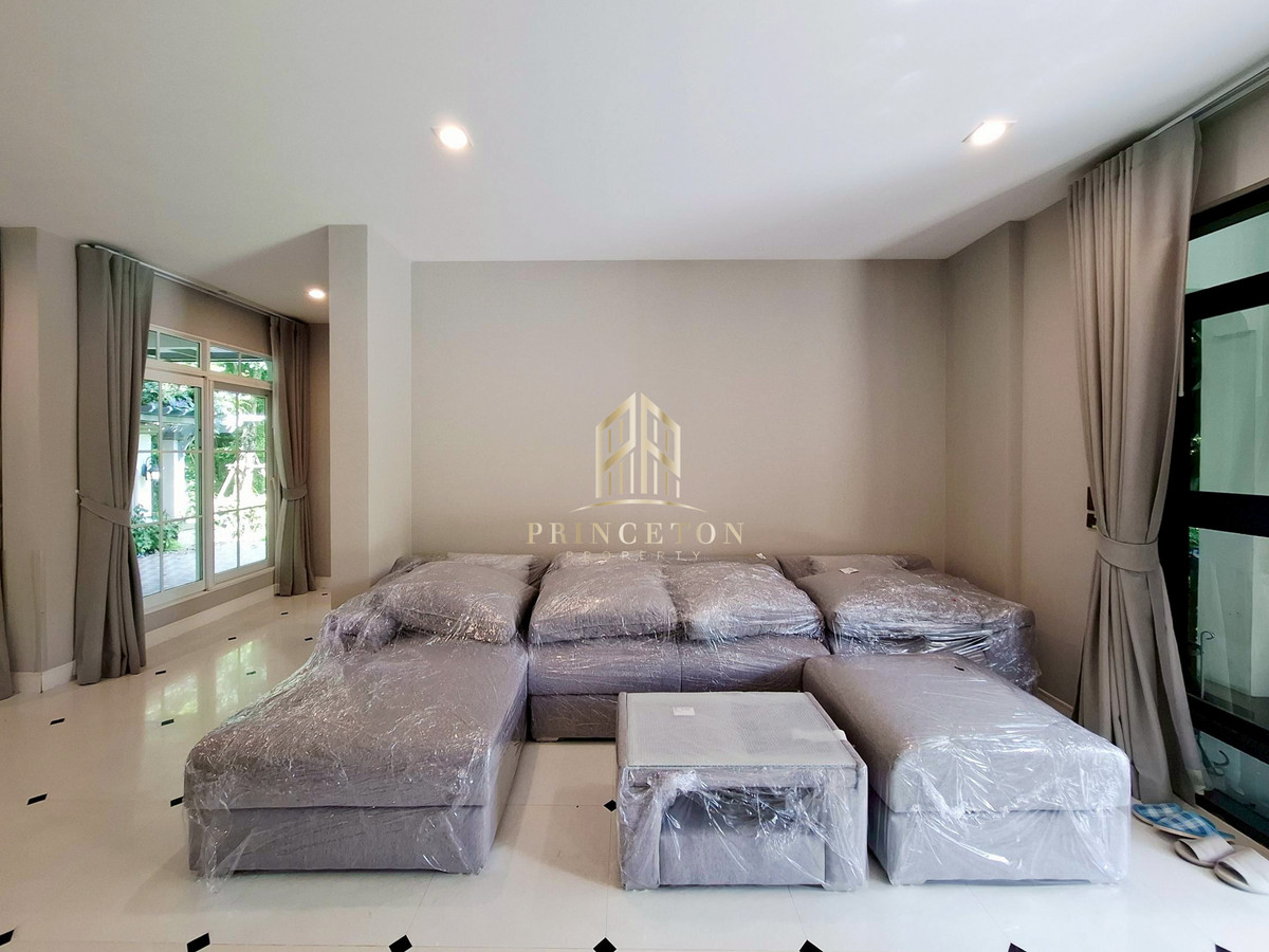 For RentHouseBangna, Bearing, Lasalle :  House for rent Nantawan Bangna Km. 7 near Mega Bangna 