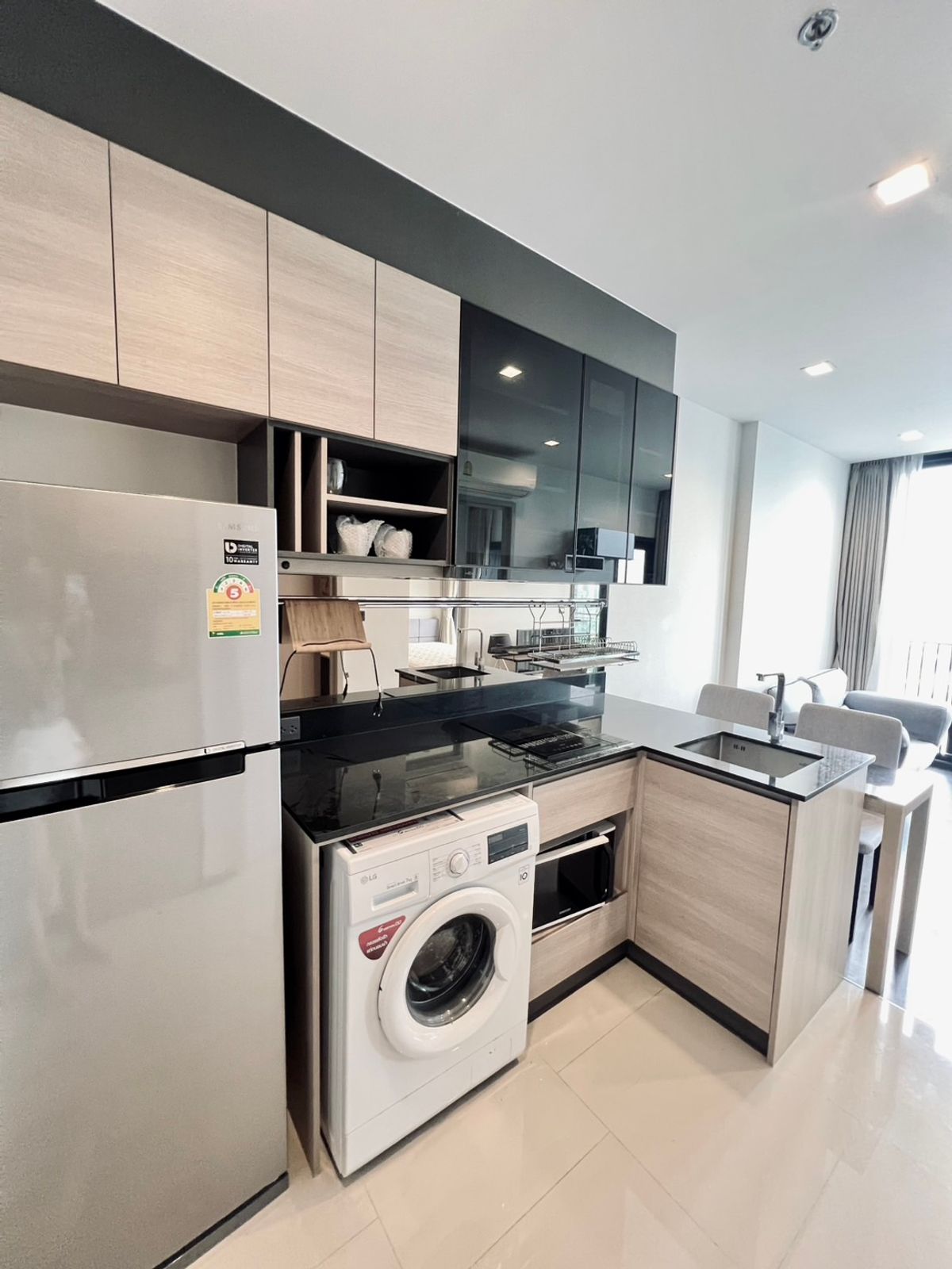 ให้เช่าคอนโดพระราม 9 เพชรบุรีตัดใหม่ RCA : ห้องที่ลูกค้าถามหาตลอดทั้งปี - Type : walk-in closet เพียง 22K/ month เท่านั้น - The Line Asoke- Ratchada ชั้น 33 วิวไม่บล็อค ห้องนี้คุ้มแน่นอน  