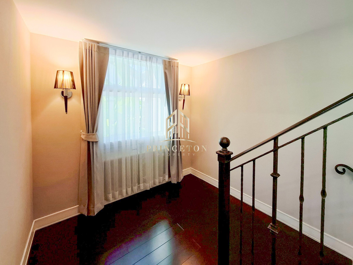 For RentHouseBangna, Bearing, Lasalle :  House for rent Nantawan Bangna Km. 7 near Mega Bangna 