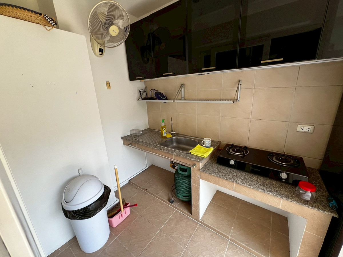For RentHouseNonthaburi, Bang Yai, Bangbuathong : house 130 sq.wah, opposite Denla British (DBS), 4 bedrooms, 4 bathrooms, maid's room, fully furnished.
