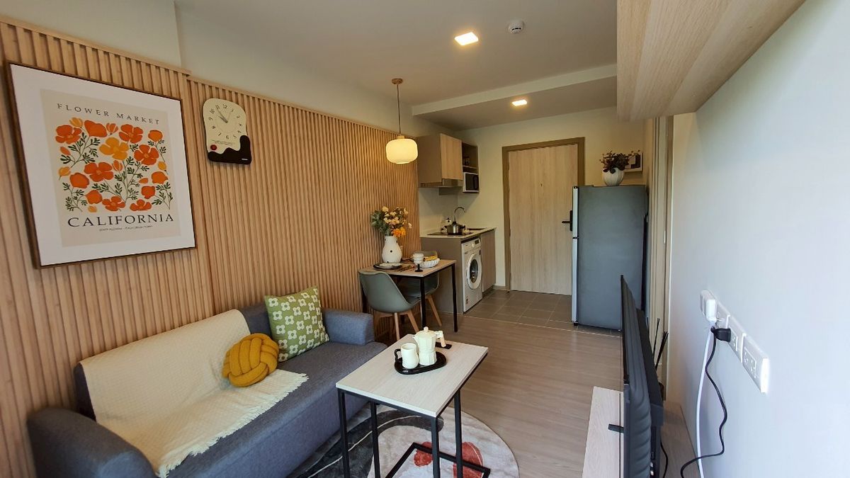 For SaleCondoPattaya, Bangsaen, Chonburi : 📍Dcondo Sense Bangsaen from Sansiri ✨ Room 28 sq.m. Perfect function Being comfortable To rent it is very worthwhile.