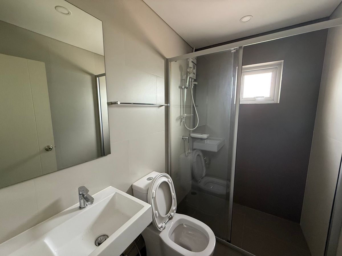 For RentCondoRama3 (Riverside),Satupadit : For rent 📍 Lumpini Place Rama 3 - Riverine 📍 Fully furnished and equipped with electrical appliances, near BTS Surasak