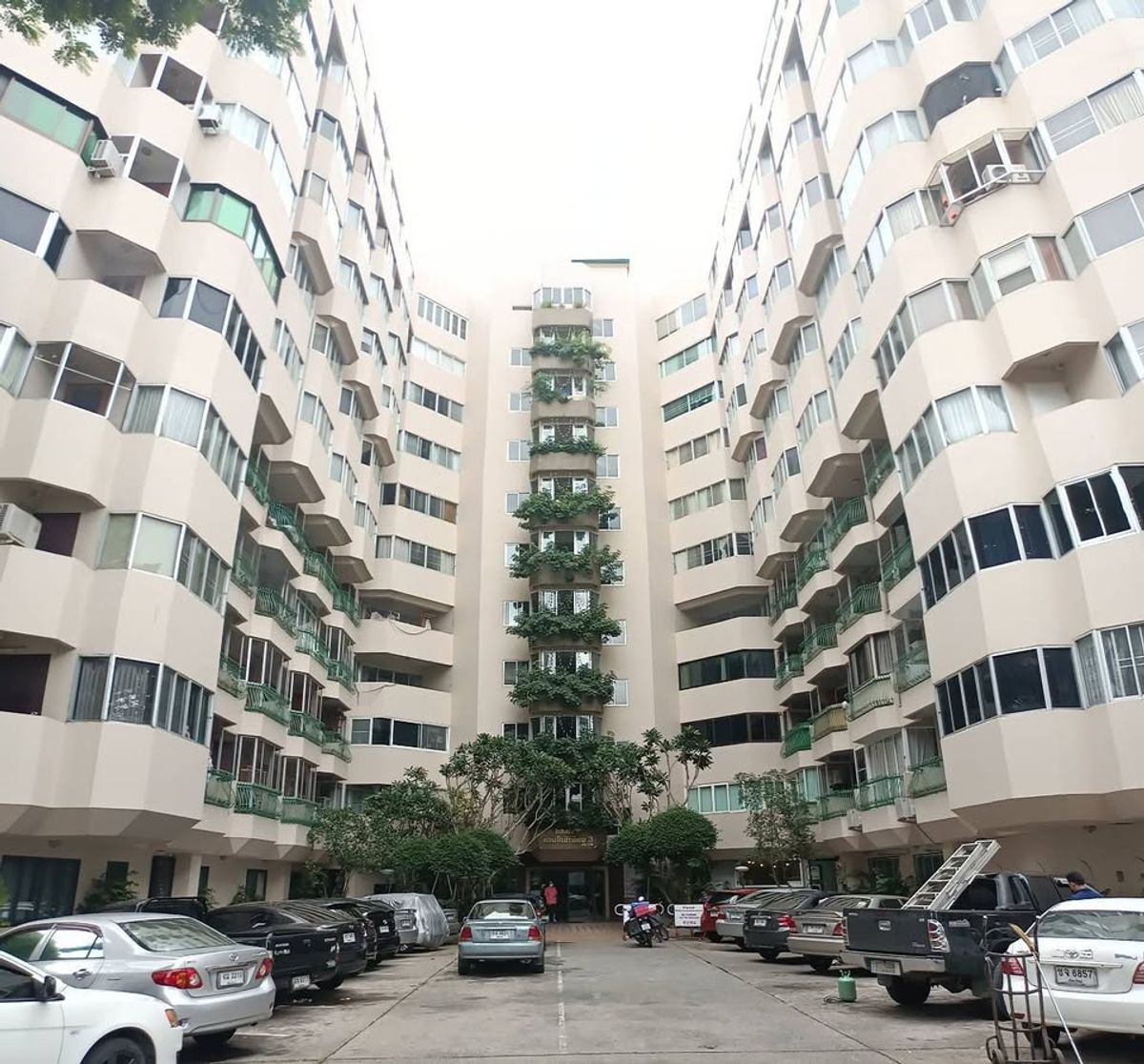 ให้เช่าคอนโดเชียงใหม่ : 🏢 ให้เช่า Hillside 3 Condominium  ใจกลางนิมมาน  88 ตร.ม.  พร้อมอยู่! 📍 อยู่จริง เดินจริง ได้ทุกที่ในย่านนี้!