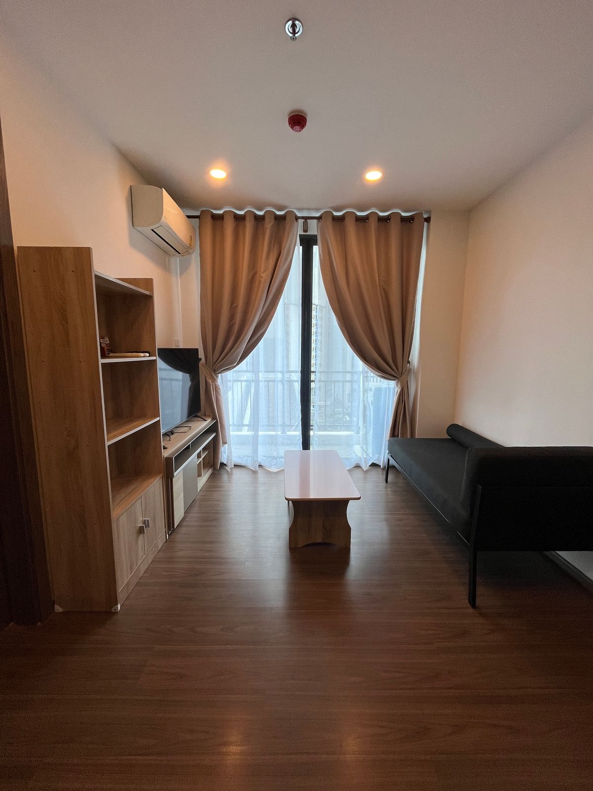 ให้เช่าคอนโดรัชดา ห้วยขวาง : ให้เช่า Artisan Ratchada (อาร์ติซาน รัชดา) 1 Bed room 28 sq.m. พร้อมเข้าอยู่