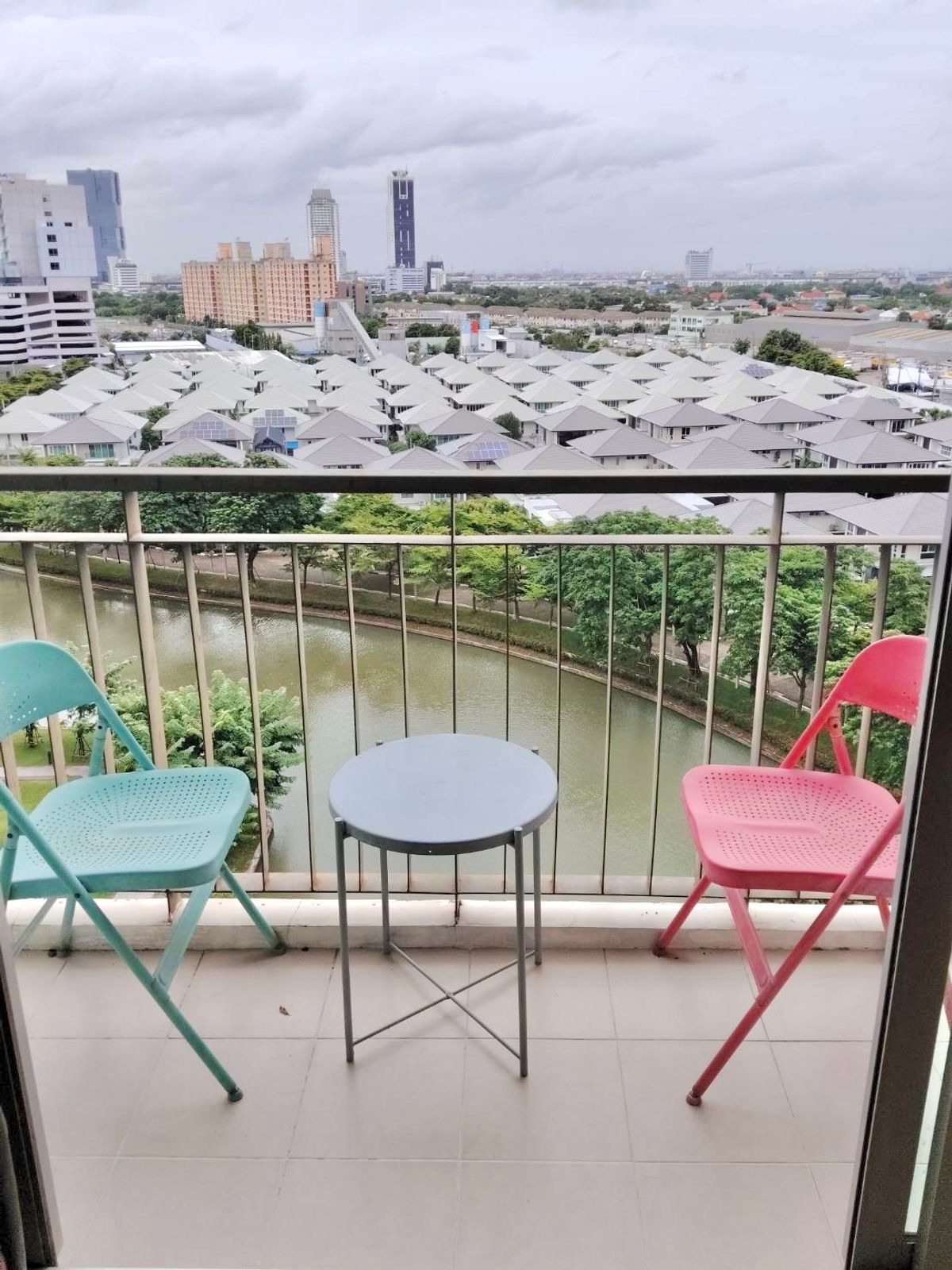 For RentCondoBangna, Bearing, Lasalle : For rent ✨ The Parkland Srinakarin Lakeside ✨ Fully furnished and equipped with electrical appliances, near MRT Sililasala
