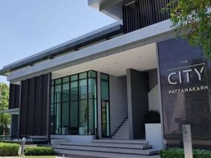 For SaleHousePattanakan, Srinakarin : 🔥Urgent sale + 🔥The City Phatthanakan, 4 bedroom, 4 bathroom single house, comfortable and private❗