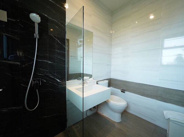 ขายทาวน์โฮมลาดพร้าว เซ็นทรัลลาดพร้าว : 🔥ขายด่วน + 🔥The Eight Chatuchak-Ratchada 3 ห้องนอน 4 ห้องน้ำ เอกสิทธิ์เพียง 8 ครอบครัว ❗