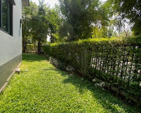 ขายบ้านนวมินทร์ รามอินทรา : 🔥ขายด่วน + 🔥บุราสิริวัชรพล 5 ห้องนอน 5 ห้องน้ำ ใกล้ทางขึ้นทางด่วนรามอินทรา-อาจณรงค์