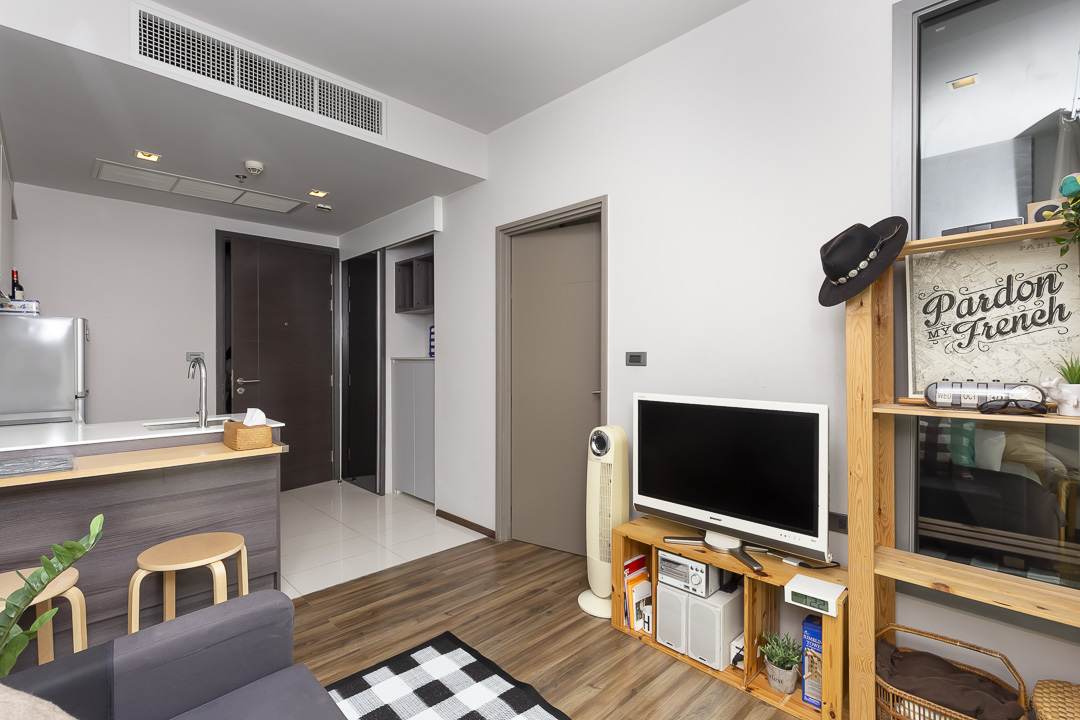 ขายคอนโดสุขุมวิท อโศก ทองหล่อ : 🔥ขายด่วน + 🔥ซีลบายแสนสิริ ขนาด 35 ตร.ม. 1 ห้องนอน ตกแต่งสไตล์โมเดิร์น มีเครื่องใช้ไฟฟ้า